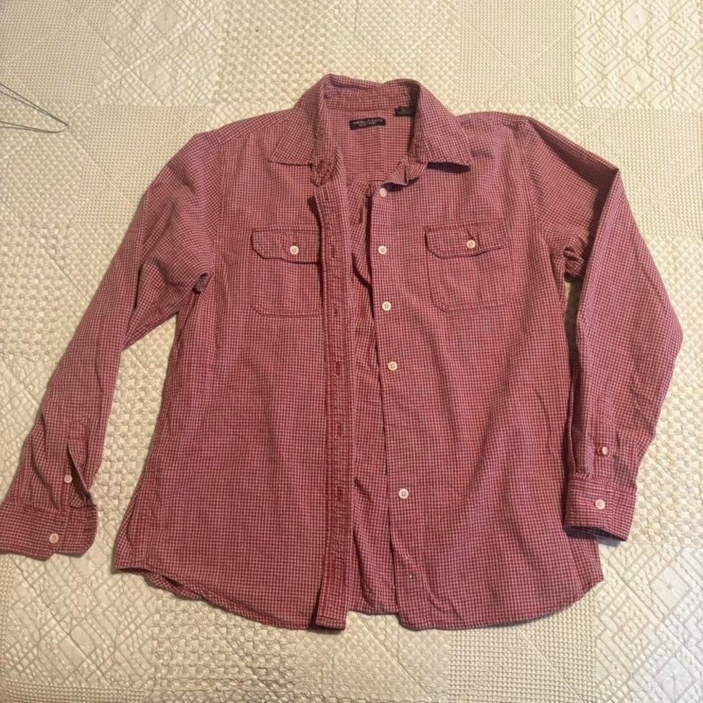 VTG American Eagle red gingham button up shirt, M